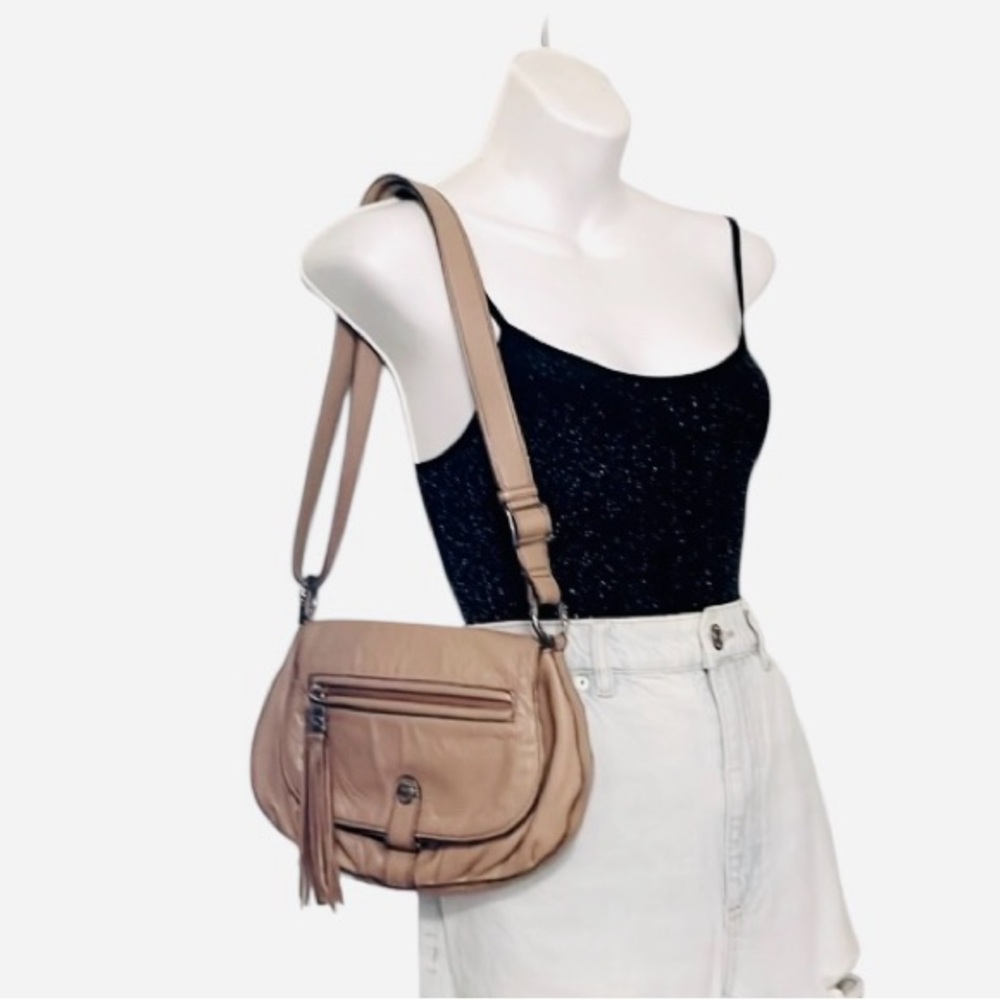 Brighton Soft Pebbled Leather Tan Camel Gold Neutral Crossbody Shoulder Bag